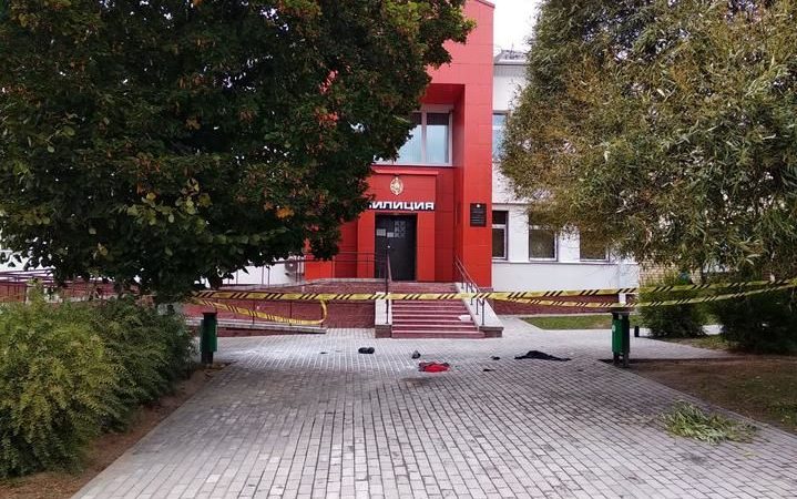 В Беларуси мужчина поджег себя возле отделения милиции